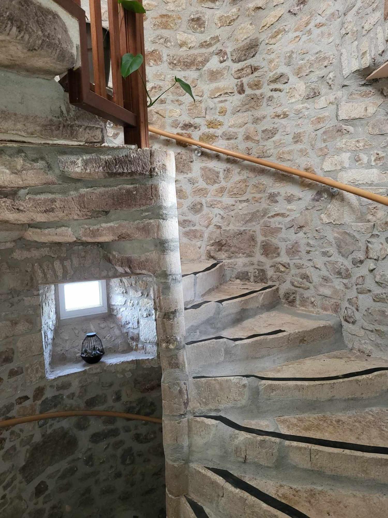 Auberge De La Vallee De La Douve L'Etang-Bertrand Luaran gambar